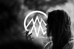 HP LogomarkWomanLifestyleImage 2400x1600 FINAL 01